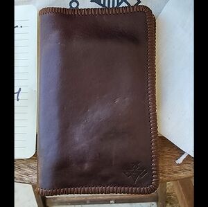 Lyons Leather Co Espresso Travel Wallet